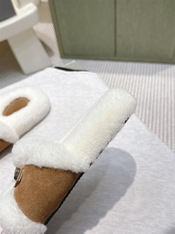 2025112818447717 240